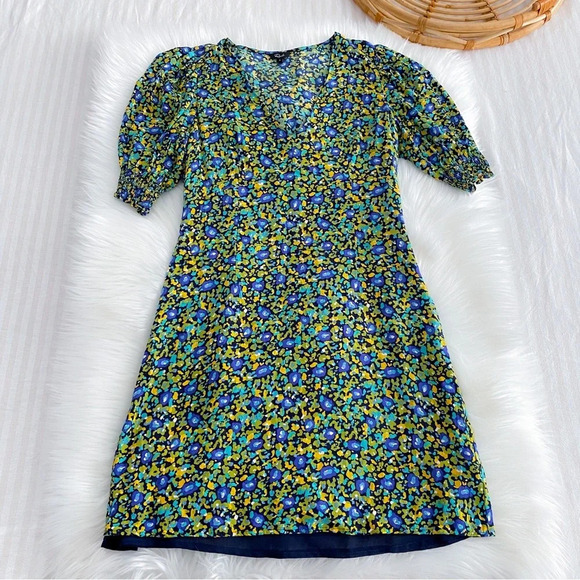 NWOT Rails Roma Mini Dress Abstract Garden Floral Green V-neck Puff Sleeves - Picture 6 of 13